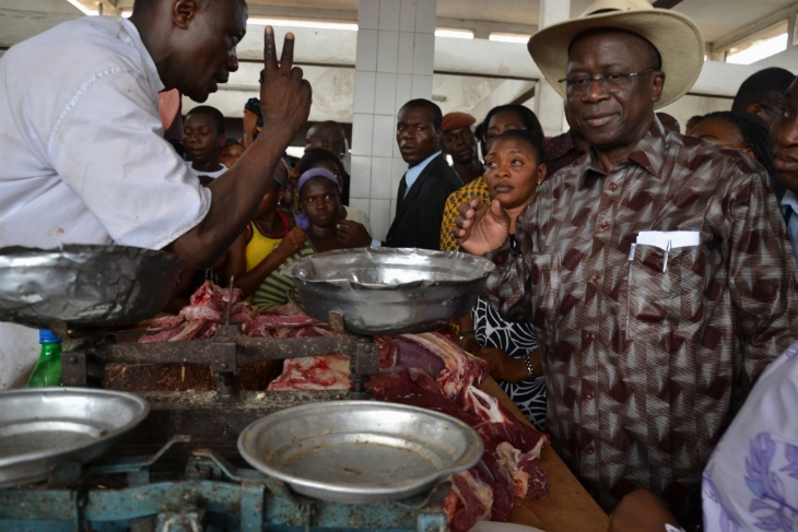 Reportage / Poulet, viande, tomates... :  Les prix des denrées alimentaires ont flambé